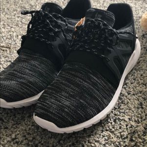 Men’s athletic shoes